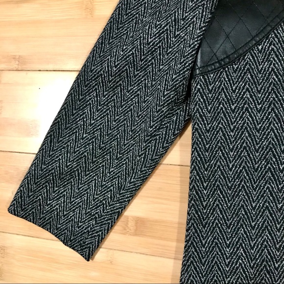 Tahari Zigzag Dress 3/4 Sleeve Size 4 - Picture 9 of 11